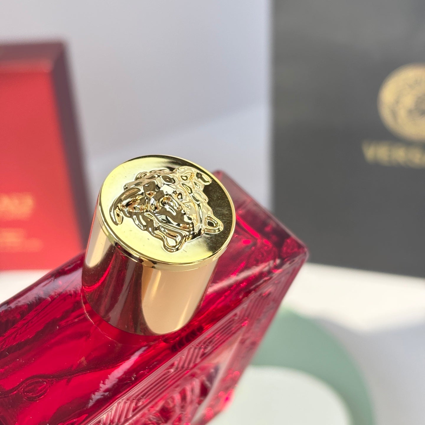 Versace Eau de Toilette 100ml | Authentic Luxury Fragrance