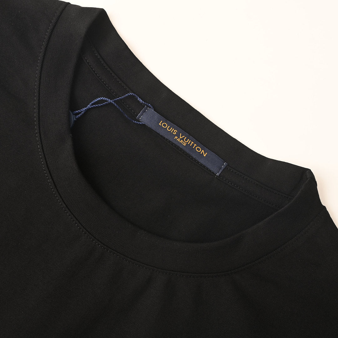 Louis Vuitton Short-Sleeve Monogram T-Shirt – Prestige Edition