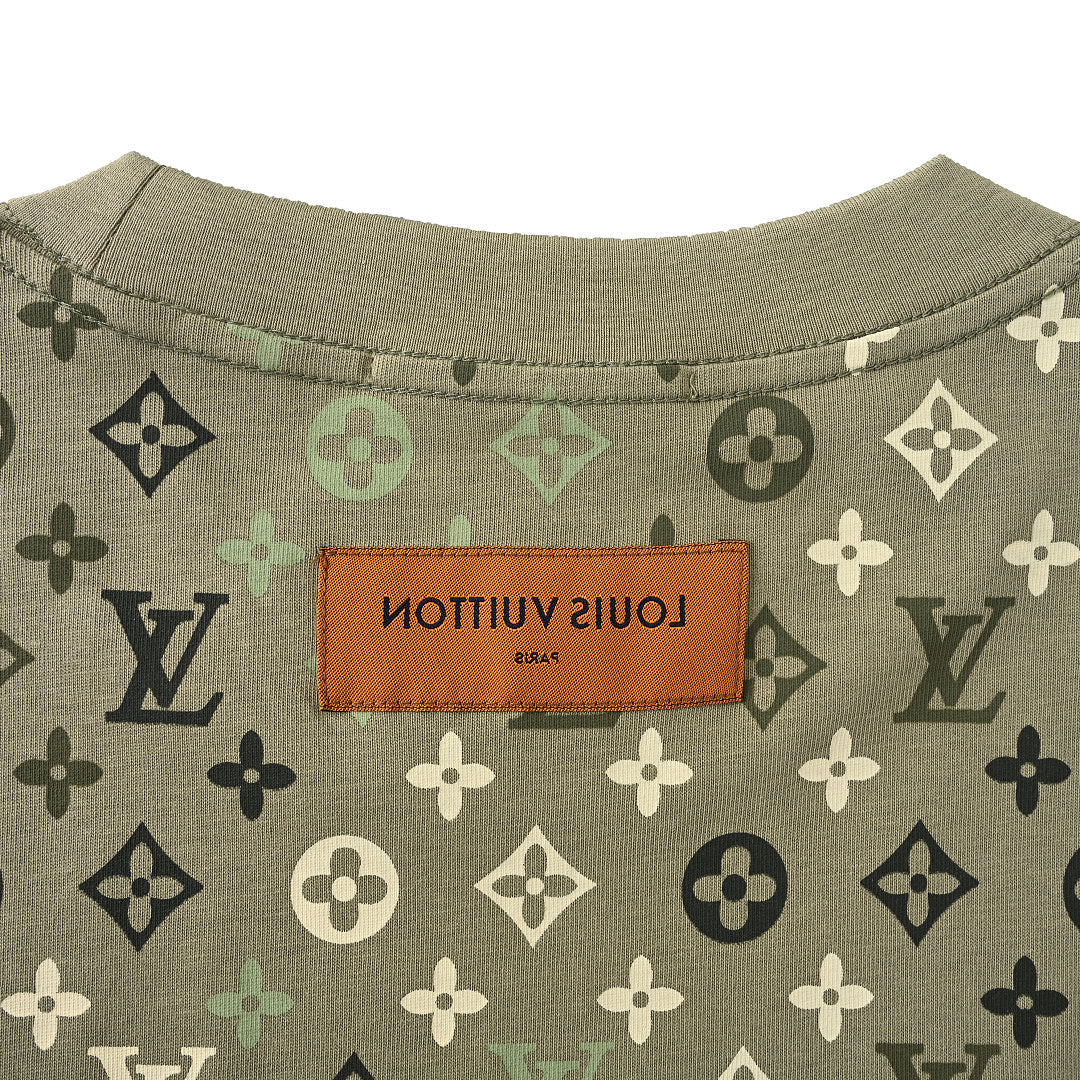 Louis Vuitton Short-Sleeve Monogram T-Shirt – Premium Essential