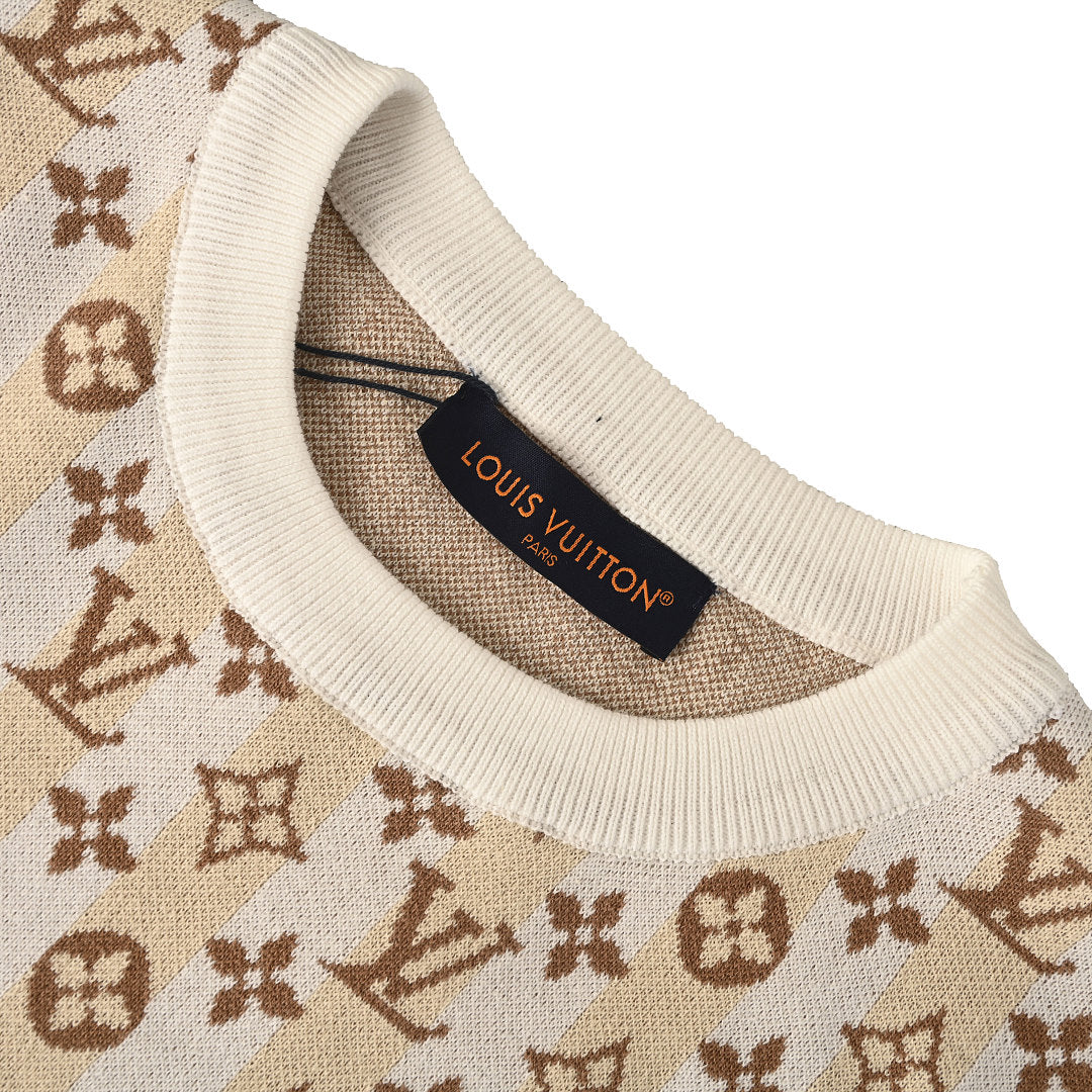 Louis Vuitton Short-Sleeve Monogram T-Shirt – Modern Essential