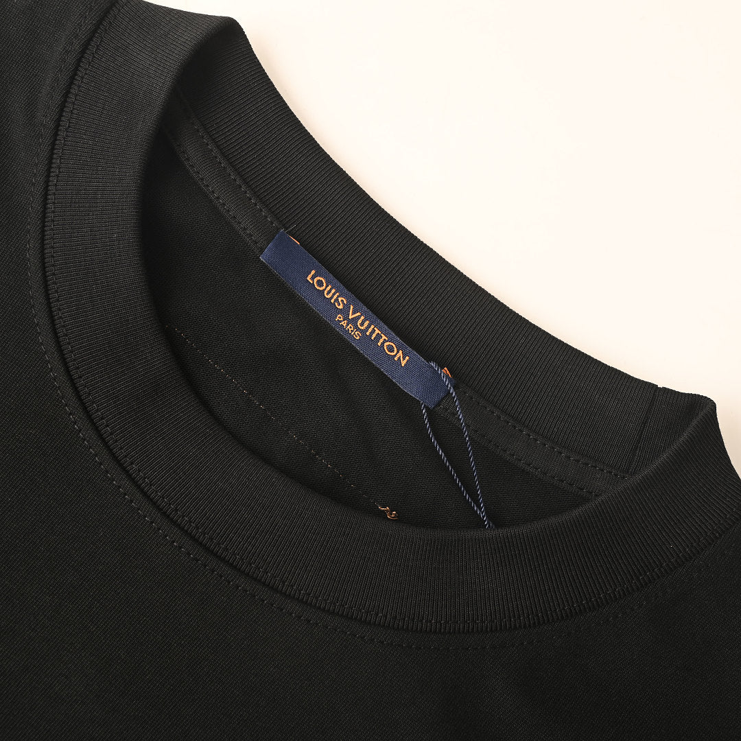 Louis Vuitton Short-Sleeve Monogram T-Shirt – Classic Edition